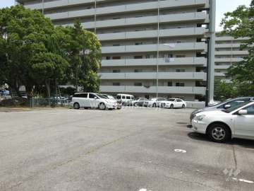 敷地内駐車場（屋外平面式）