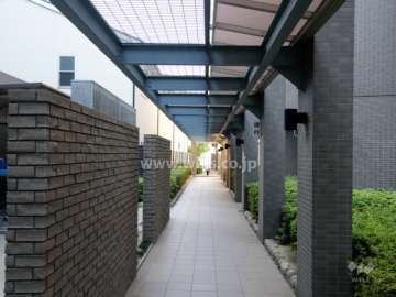 敷地内の通路