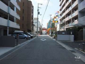 敷地北側の前面道路