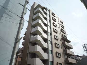 アムール六甲の外観（北西側から）