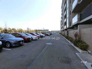 敷地内駐車場（屋外平面式）