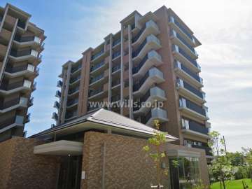 六甲アイランドCITY　W7Residence8番館の外観（北西側から）