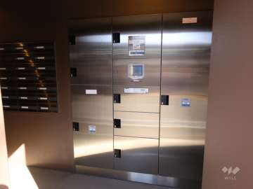 宅配ボックスと共用ポスト