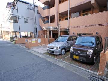 敷地内駐車場（屋外平面式）