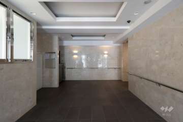 エントランスホール