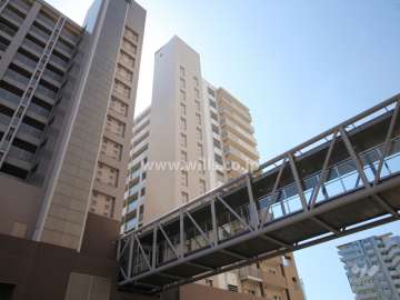 ウェルブ六甲道3番街2番館の外観(北東側から)