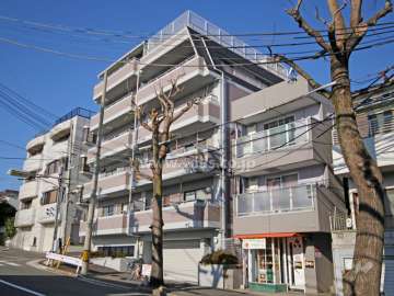 エスペランス上野の外観(南東側から)