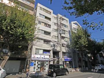 コムーネ灘の外観(南西側から)