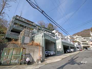 サンヴィラ六甲2号館の外観(南東側から)