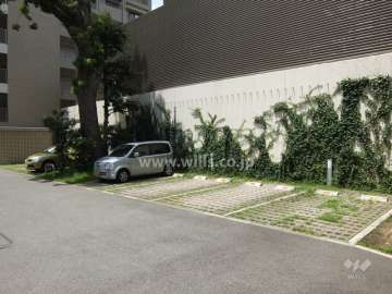 敷地内駐車場（屋外平面式）
