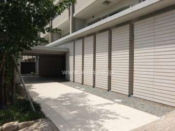 エントランスアプローチ