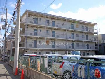 サンシャイン灘の外観(北西側から)