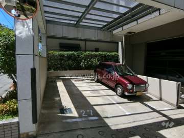 敷地内駐車場（屋外平面式）