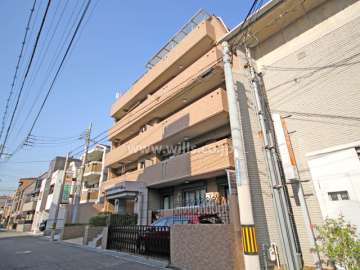 セレッソコート六甲徳井町の外観(南東側から)