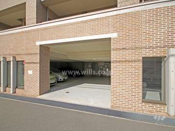 敷地内駐車場（屋内平面式）