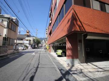 敷地西側の道路。