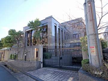 ベルサンク六甲の外観(北西側から)