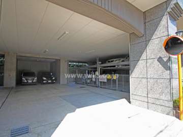 敷地内駐車場（屋内平面式、屋内機械式）