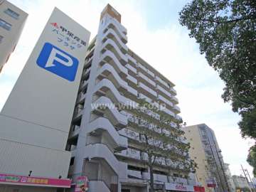 ライオンズマンション王子公園東の外観(北東側から)