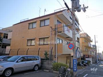 ライオンズマンション赤坂通の外観(北西側から)