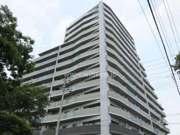 ライオンズ灘・都通の外観（南西側から）