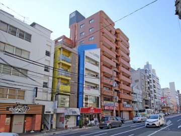 ライオンズマンション六甲口の外観（北東側から）