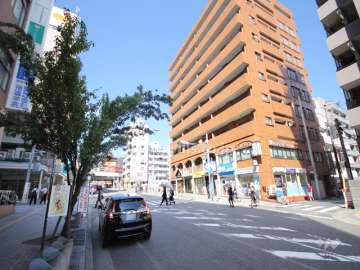 敷地西側の道路