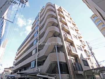 ライオンズマンション六甲友田町の外観(北西側から)