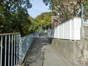 敷地西側の通路