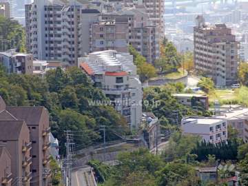 ロイヤル六甲台の遠景(北側から)