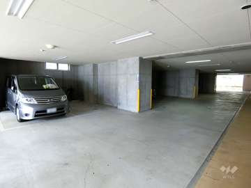 敷地内駐車場（屋内平面式）
