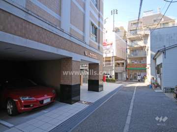 敷地北側の前面道路