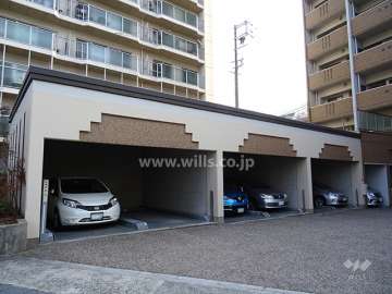 敷地内駐車場（屋内機械式）