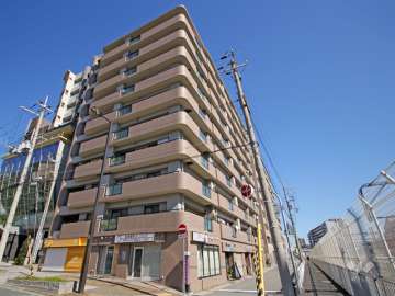 甲南グランヴェルジュ灘の外観(南西側から)