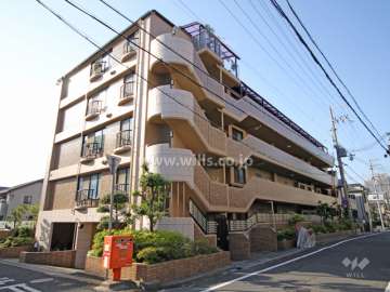 甲南パルミナード六甲の外観(北東側から)