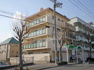 甲南第2六甲ハイムの外観(北東側から)