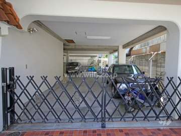 敷地内駐車場