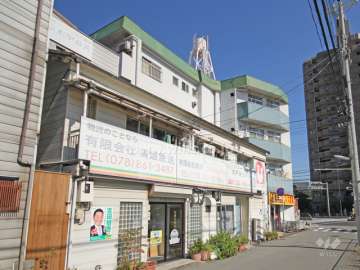 西灘ニューコーポラスの外観(南西側から)