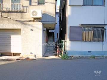 敷地出入り口