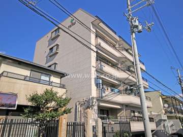 大成ラフォーレ六甲の外観(南西側から)