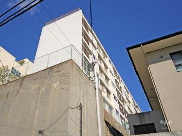 長峰ビル住宅の外観(南西側から)