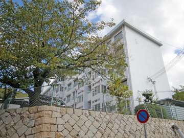 鶴甲コーポ5号館の外観(北西側から2)