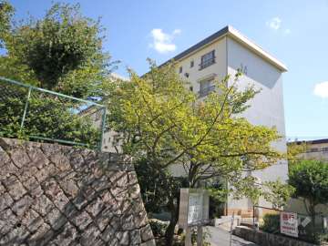 鶴甲コーポ14号館の外観(北西側から)