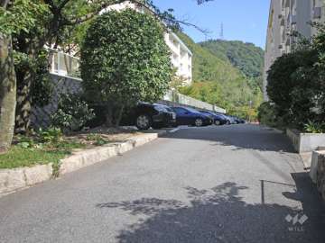駐車場出入り口