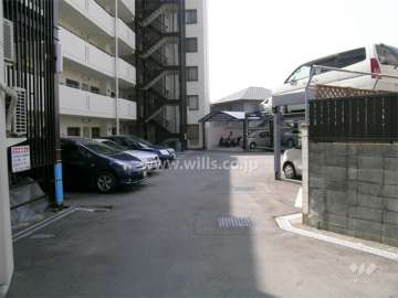 敷地内駐車場