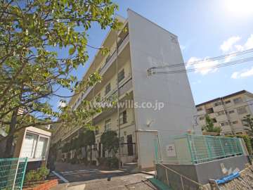 鶴甲コーポ25号館の外観(北西側から)