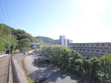 鶴甲コーポ34号館の遠景