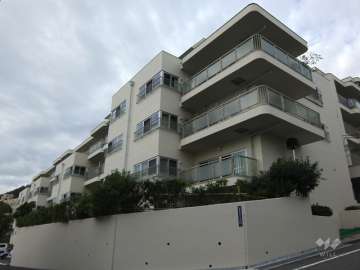 東急ドエル摩耶の外観（南東側から）