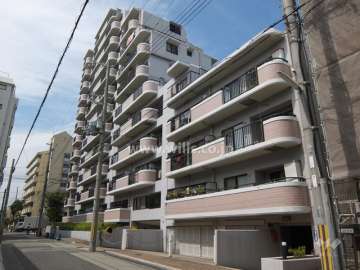 野村ステイツ六甲道の外観（南東側から）