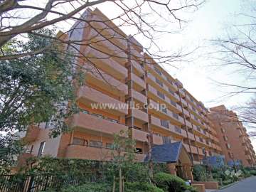 六甲グランドヒルズ3号館の外観(北側から)